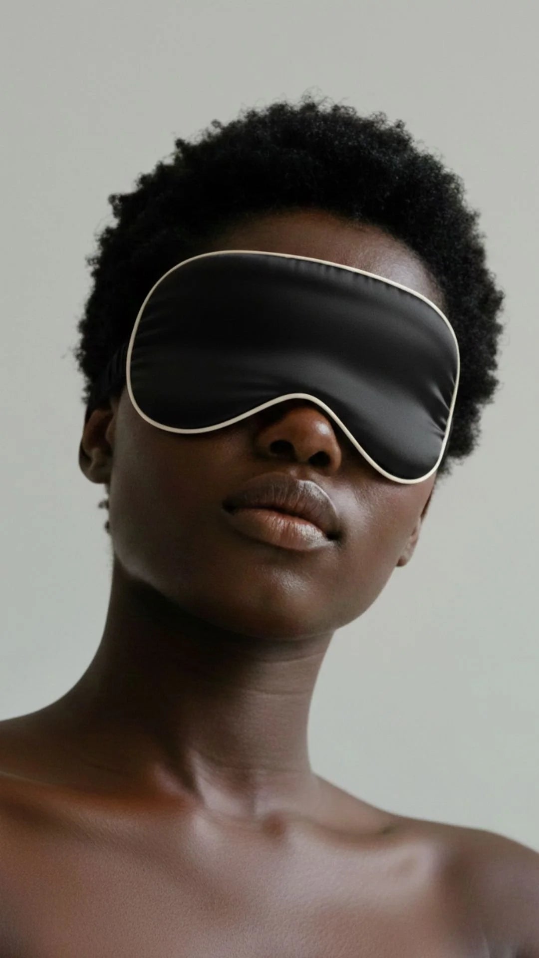 Silk Eye Mask Black